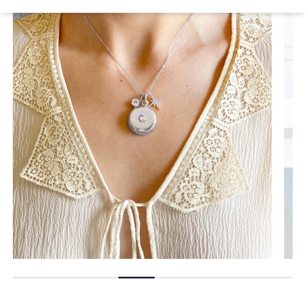 InvisaWear Silver Necklace with Pouch